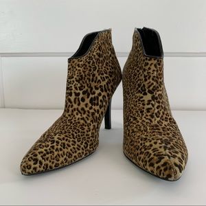 Carlos Santana Pizazz leopard print booties